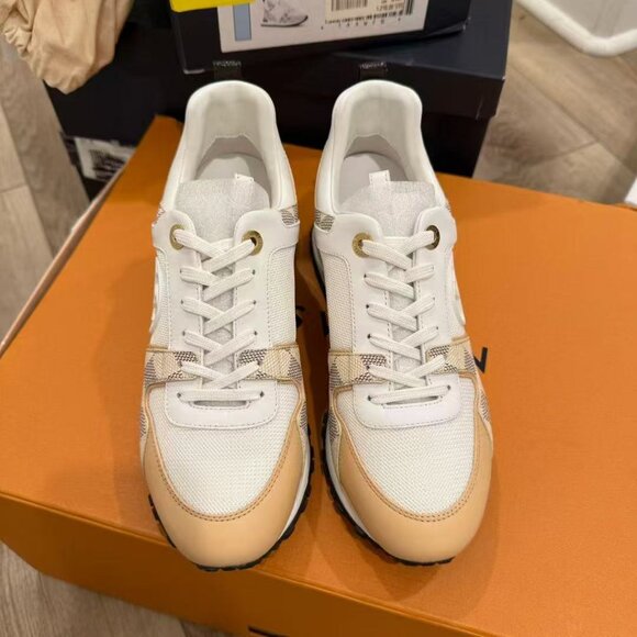 NIB Authentic Louis Vuitton Run Away Sneaker 'White Cream Damier' - Picture 2 of 5